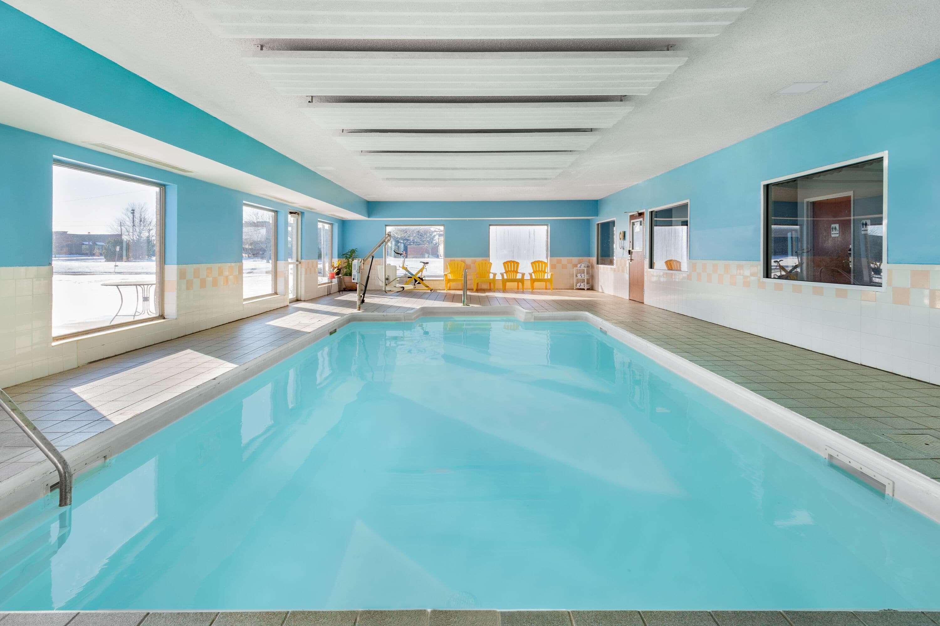 Super 8 By Wyndham Kokomo Exterior foto