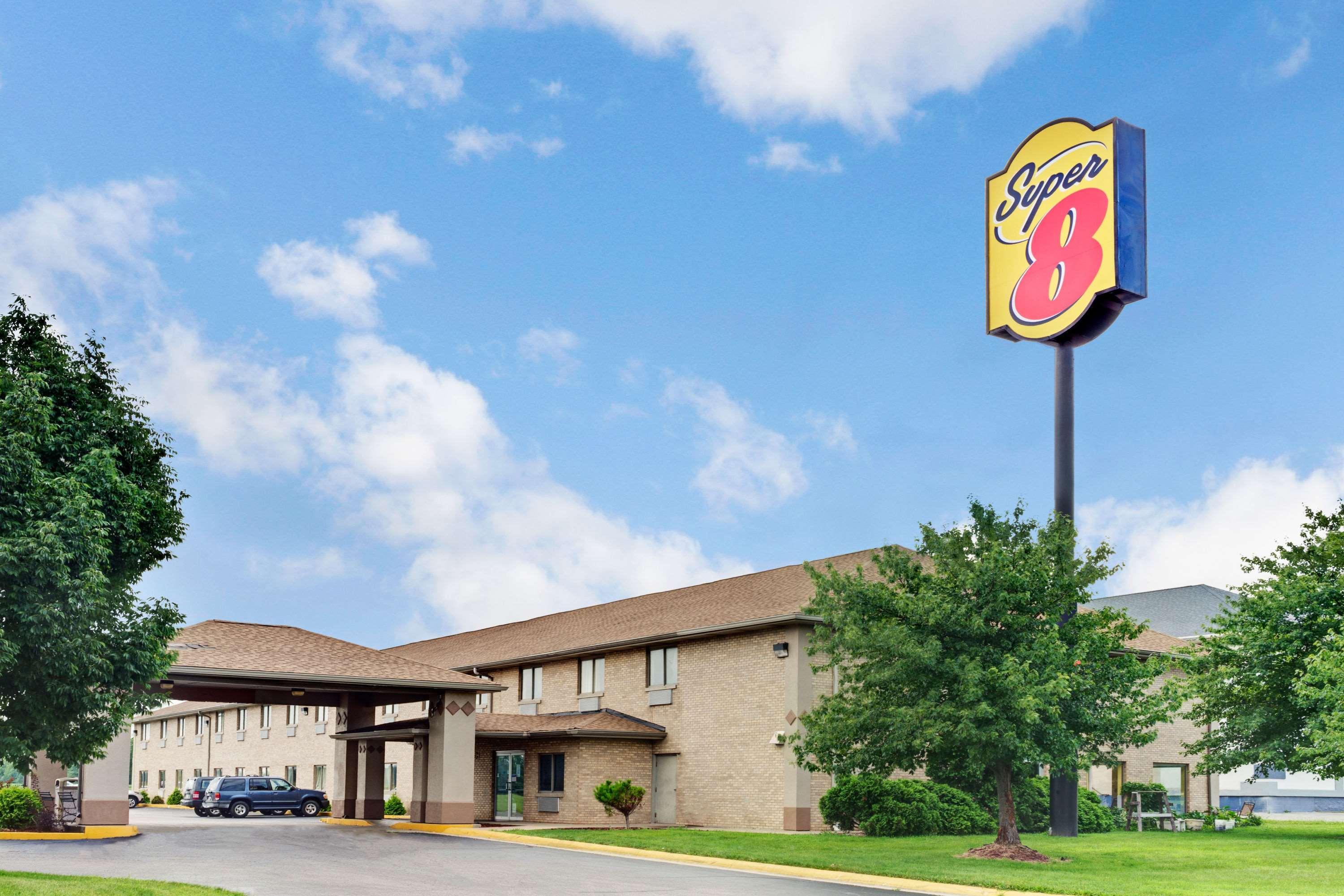Super 8 By Wyndham Kokomo Exterior foto