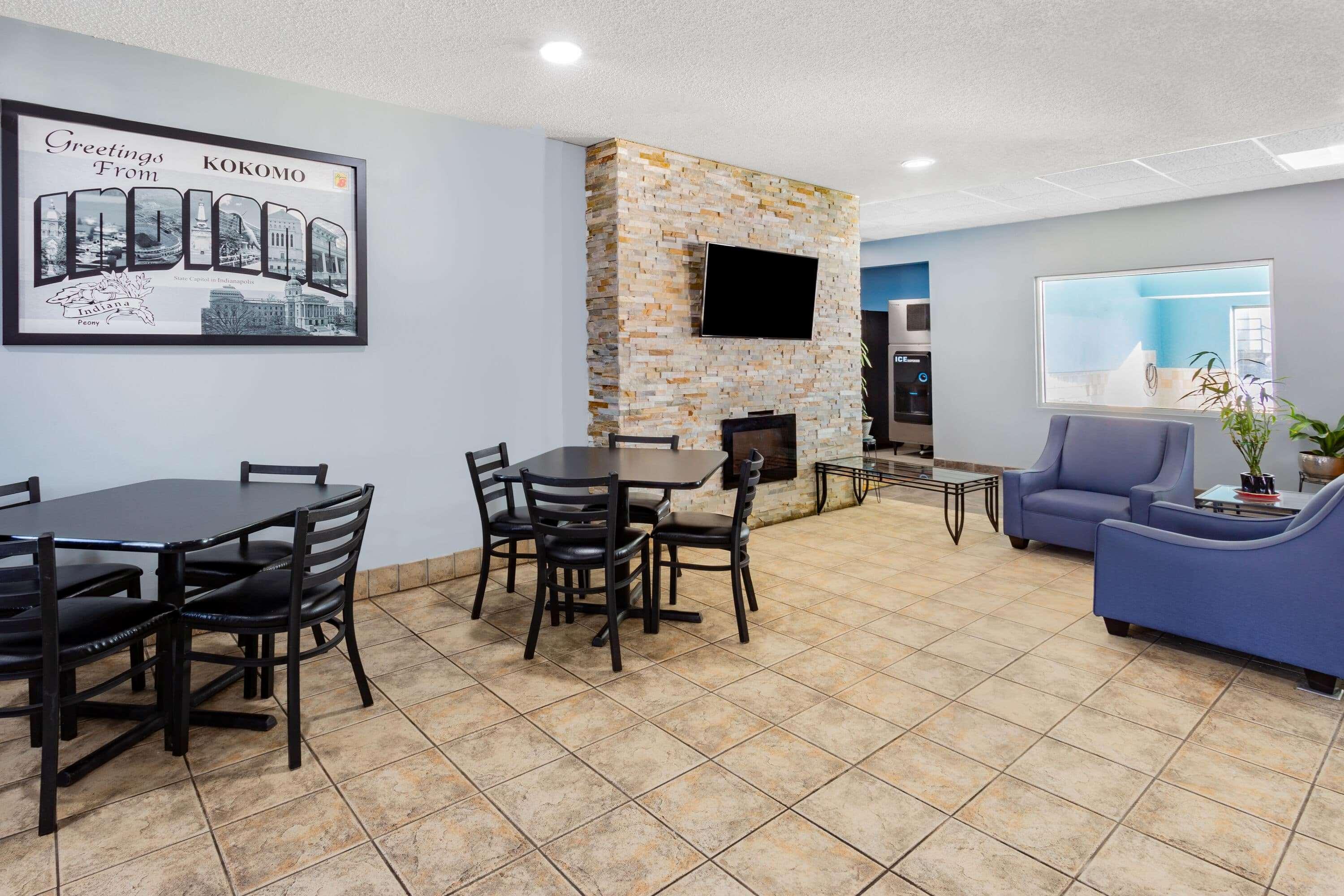 Super 8 By Wyndham Kokomo Exterior foto